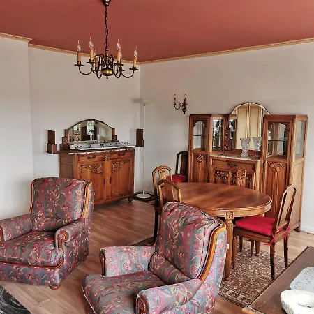 Le De L'europe Apartment *